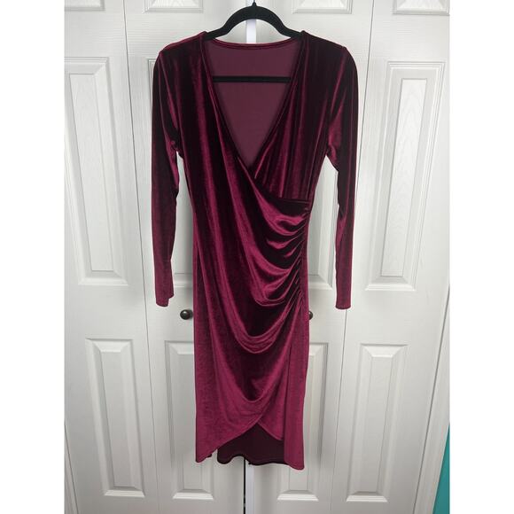 Red Velvet Ruched Holiday Cocktail Party Long Sleeve Knee Length Dress Small - Picture 5 of 6